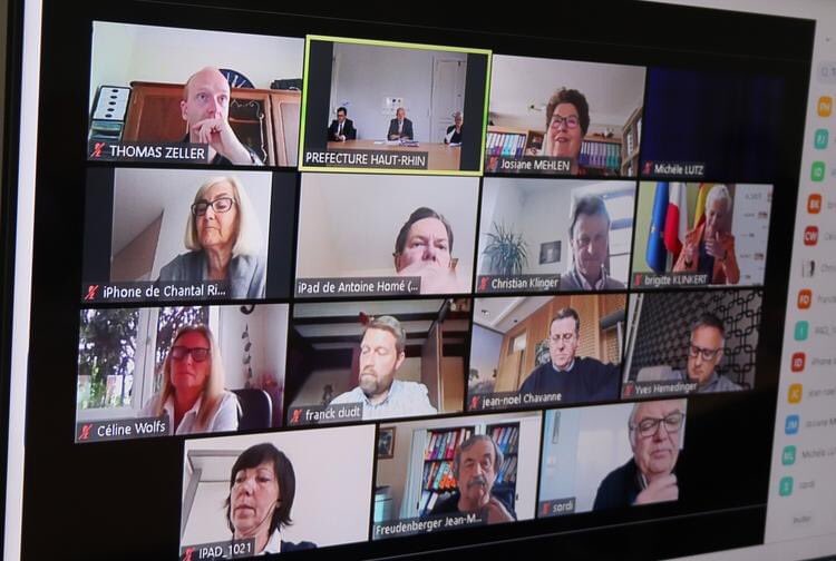 Visioconférence avec le préfet et l’inspectrice d’académie. L’occasion pour les maires de faire remonter leurs attentes et leurs craintes dans le cadre du plan de déconfinement