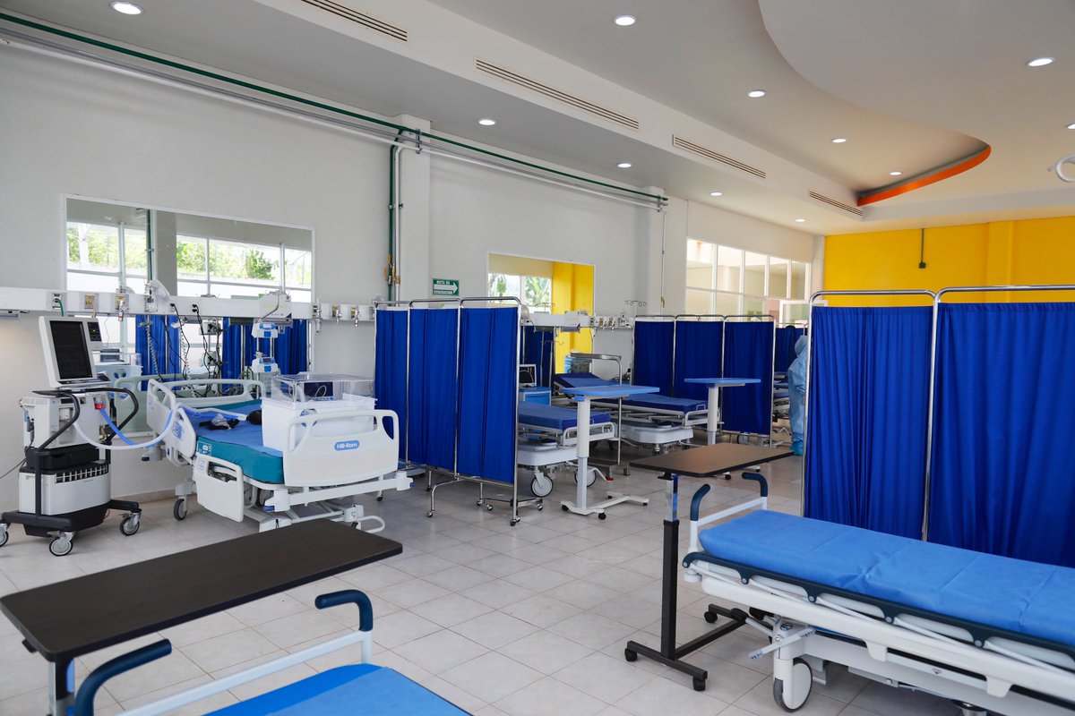 omarfayad's tweet photo. El Hospital de Respuesta Inmediata #COVID19 #Huehuetla está equipado con 15 camas de hospitalización, de las cuales 5 son de terapia intensiva. #OperativoEscudo https://t.co/B7oxPP9btp
