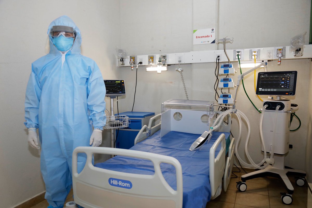 omarfayad's tweet photo. El Hospital de Respuesta Inmediata #COVID19 #Huehuetla está equipado con 15 camas de hospitalización, de las cuales 5 son de terapia intensiva. #OperativoEscudo https://t.co/B7oxPP9btp