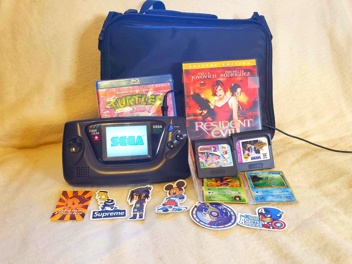 📢 GIVEAWAY TIME📢

I'd like to thank all of my loyal followers with some gifts! One winner gets it all!🔥🎮

TO ENTER: Follow me &amp; RT✔
ENDS:  May 10 ✔

🔹️Sega Game Gear (case /plug)
🔹️2 game gear games!
🔹️A Pokemon Wallet (Made by me)
🔹️2 retro movies
🔹️ 6 stickers.