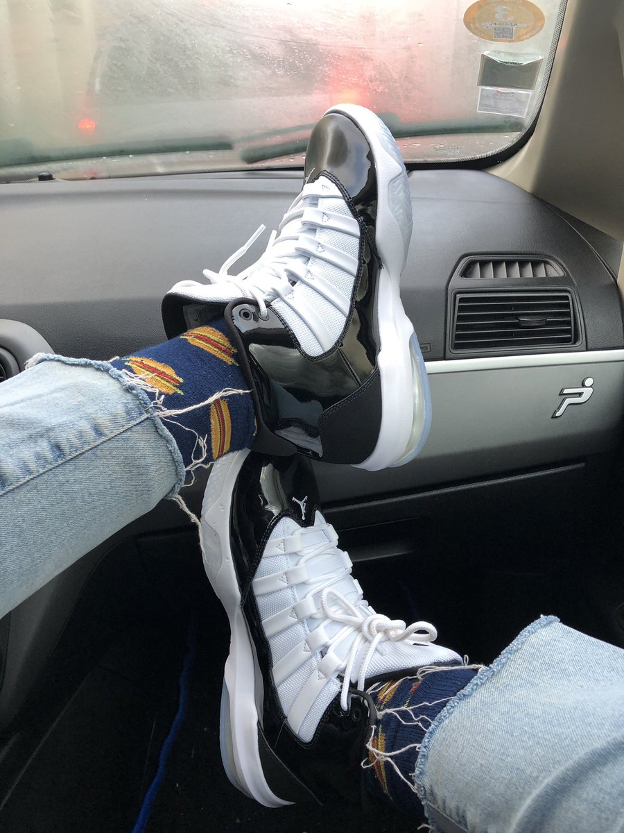 aissatou2322's tweet photo. J’aime trop ma paire
#baegift https://t.co/9GmoPYfks2