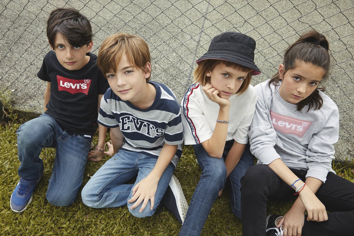 Levis_AR's tweet photo. Encontrá en #LevisKids una pasión para toda la vida! 💫Hacé click y conseguí looks increíbles para los más chicos > https://t.co/rqppzHc47o https://t.co/souIXjEure