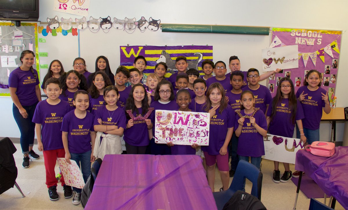 CollegeWeekFilm's tweet photo. Each spring several Chicago Public Schools celebrate COLLEGE WEEK. All week classrooms (pre-k thru 8) learn about a college of their choice. On Friday the entire school celebrates higher education with a parade. #CollegeWeekFilm #CollegeWeek @UW
https://t.co/SXH0afosCQ https://t.co/PSm2890U7k