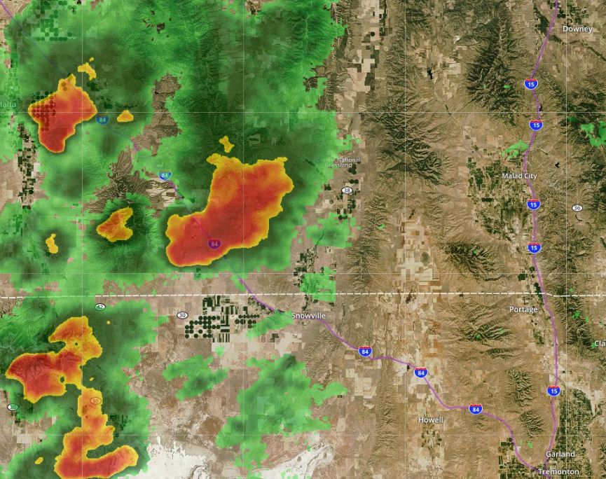 ‼️??️ TORNADO WARNING ?️?‼️Storm with a possible tornado headed toward