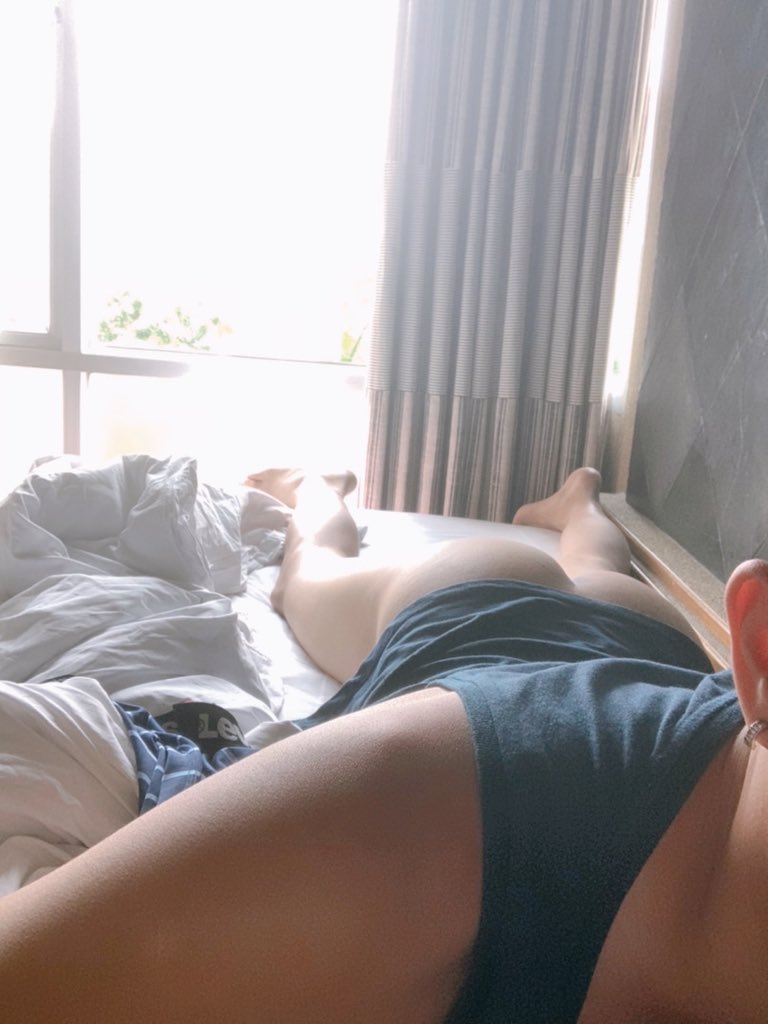 playcooltho tweet media