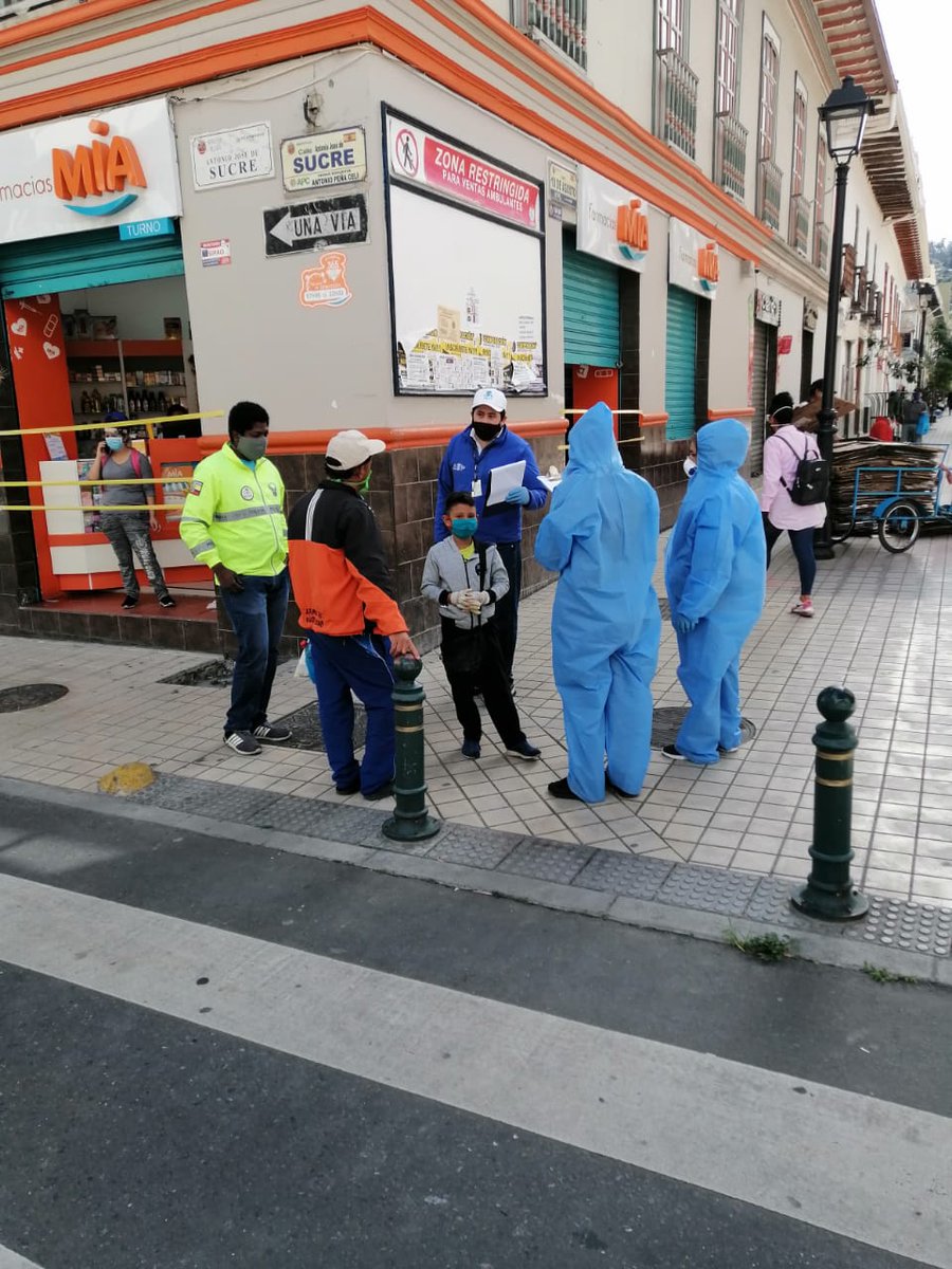 aabendanol's tweet photo. #Loja  #InclusionEc realizó abordaje y sensibilización con equipo ETI (Erradicación Trabajo infantil), operativo conjunto con @casmuloja, @MinTrabajoEc y @PoliciaEcuador Dinapen. #QuedateEnCasa 

@IvanGrandaM 🇪🇨 https://t.co/tJLLU2B3L1