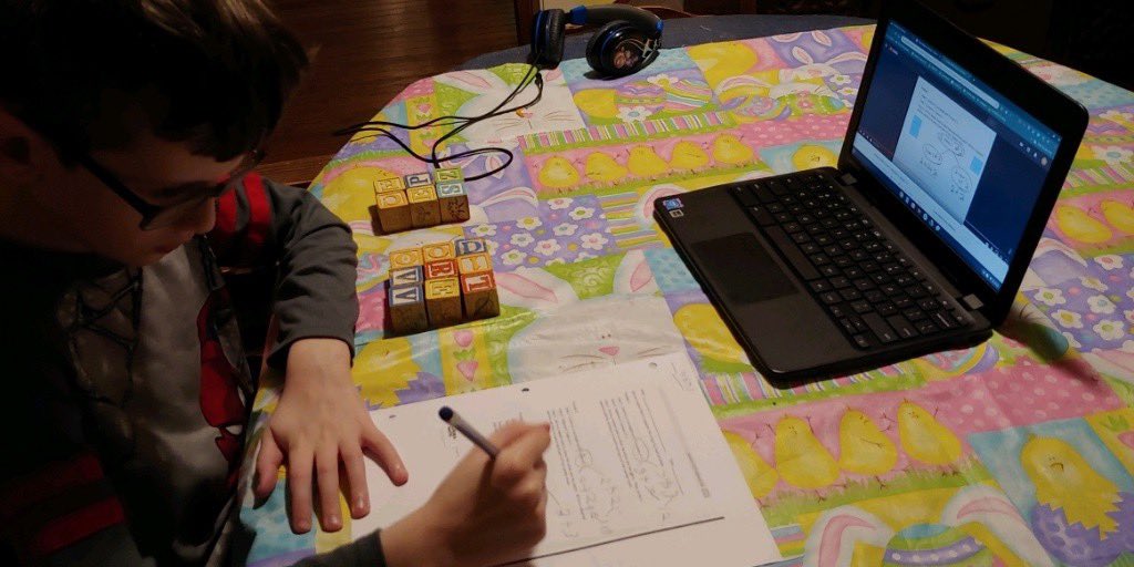 PicconeDanielle's tweet image. More pics of my 2nd graders  at home practicing Math arrays using blocks, a fun Science experiment and getting some exercise!  Missing them all so much but makes me proud to see their creativity and hard work while learning from home. 😊 @WestRidgeGreece @ShannonCHeller