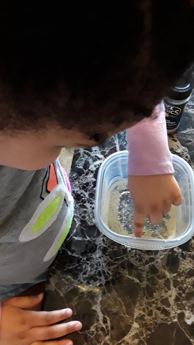 PicconeDanielle's tweet image. More pics of my 2nd graders  at home practicing Math arrays using blocks, a fun Science experiment and getting some exercise!  Missing them all so much but makes me proud to see their creativity and hard work while learning from home. 😊 @WestRidgeGreece @ShannonCHeller