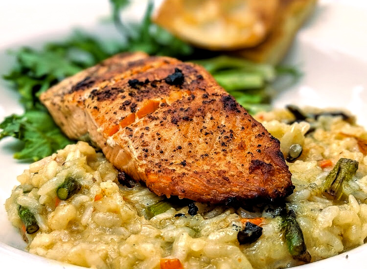 CapersCafePDX's tweet photo. If you are heading through PDX, stop by for some delicious coho salmon.  We are still serving to meals to go! https://t.co/E9MjO8TWde