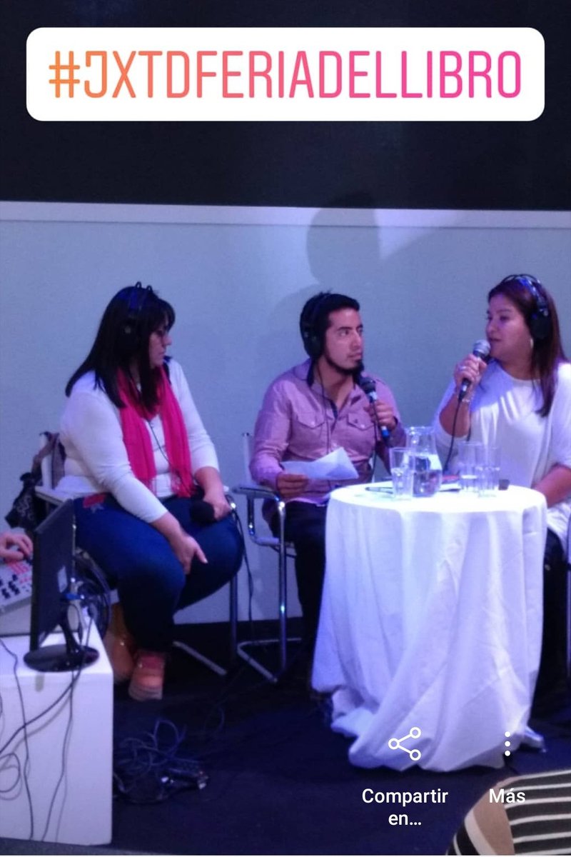 ACBJ_RADIO's tweet photo. #JXTD el programa de radio de @ACBJ_OK en la @ferialibro 2019 para la transmisión 
en vivo de la @bcn_radio en el stand de la @BCNArgentina 
Sumá tu foto!!! https://t.co/4a4cMYbFiJ