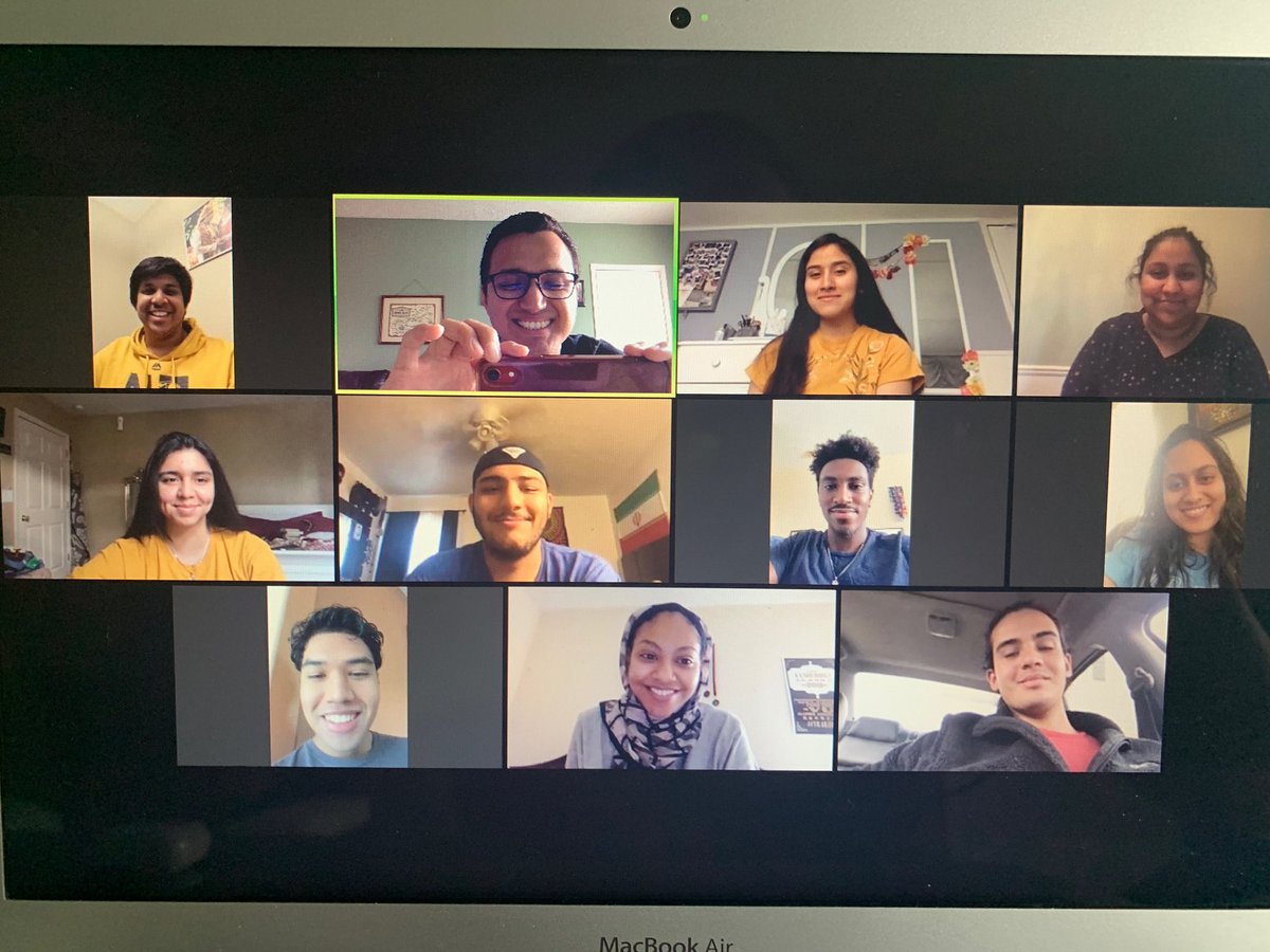 tnimmigrant's tweet photo. This dream team just sent 5000 text messages to immigrants and refugees in Tennessee, making sure community members are completing the #2020Census ๐ฒ๐ฎ
#YesICountTN https://t.co/hluyRyfPtj