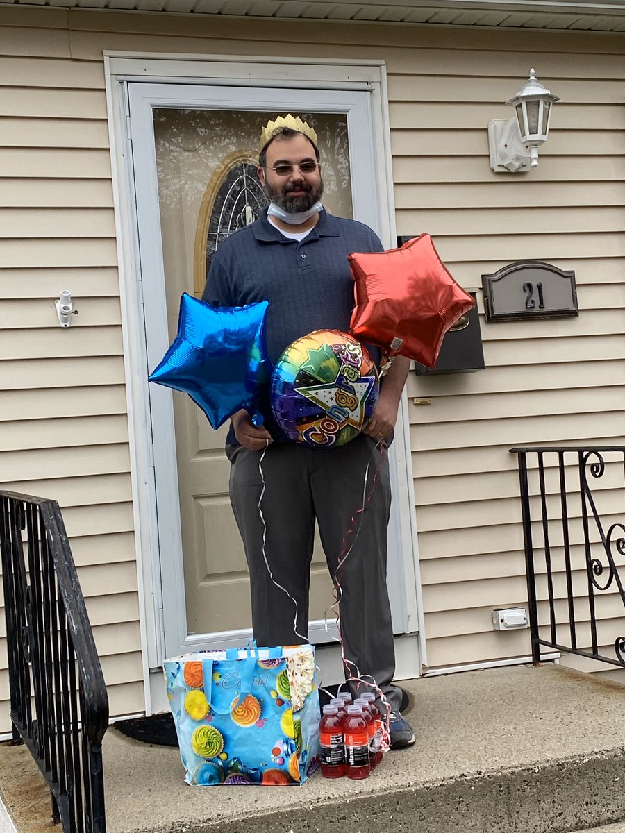 Celebrating Foran’s Teacher of the Year by driving by his house to offer congratulations and balloons and cupcakes! We maintained a safe distance, but virtual high fives to <a href="/MrTupka208/">Mr. Tupka</a> and we’re happy you are a Foran Lion! #TOTY #LionPride