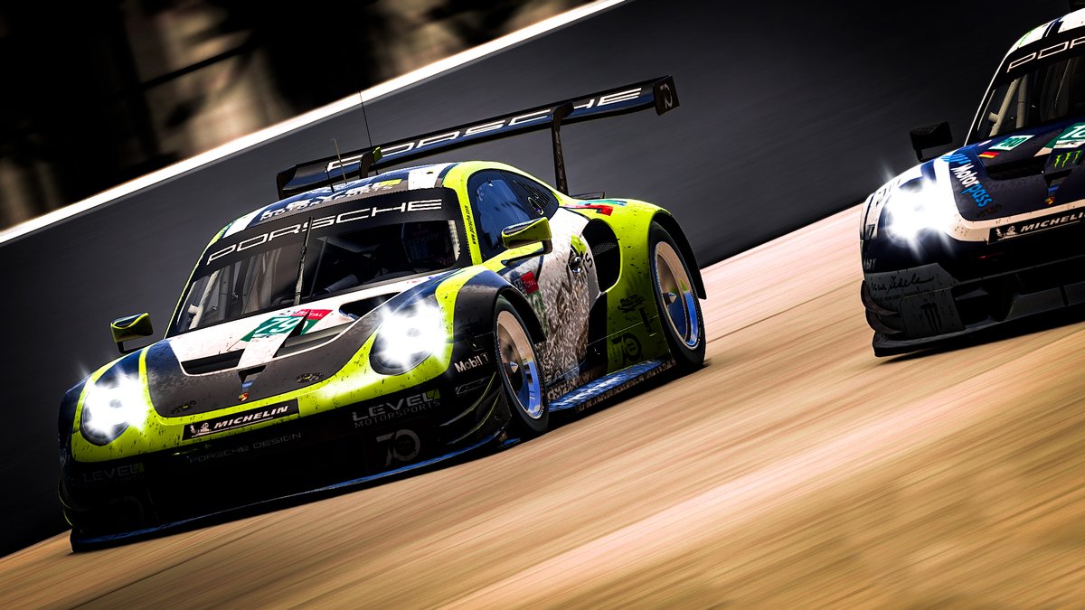 LevelMotorsport's tweet photo. @SorianoTobi P1
@FacuChapur P2
@Juanmasimr17 P6
@AlexisAcerbo P12
@MChiavon P13
@BerniLlaver P22
Altos y bajos en la carrera de anoche, igual orgullosos de todos. Y agradecer a nuestros sponsors 
@FernetNERO53, @ISAsimuladores, y @Corazondef1 https://t.co/R7GpfNNV9v