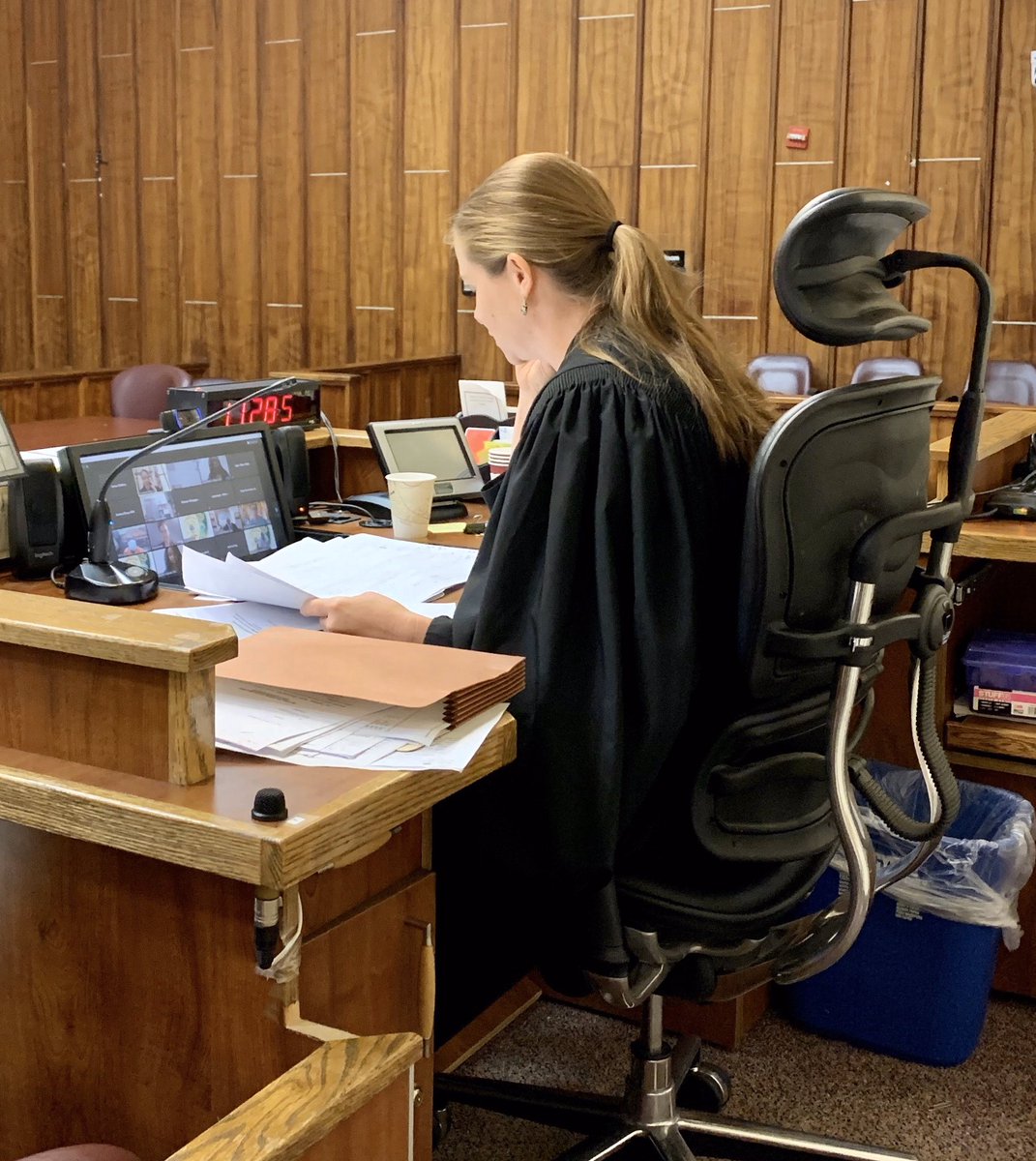 MiamiDadeCourts's tweet photo. Thanks to remote appearance technology, @MiamiDadeCourts still providing justice. Judge Laura Shearon Cruz presides over a Virtual Court proceeding in Miami-Dade’s Criminal Court. https://t.co/f6x0hyzRRr
