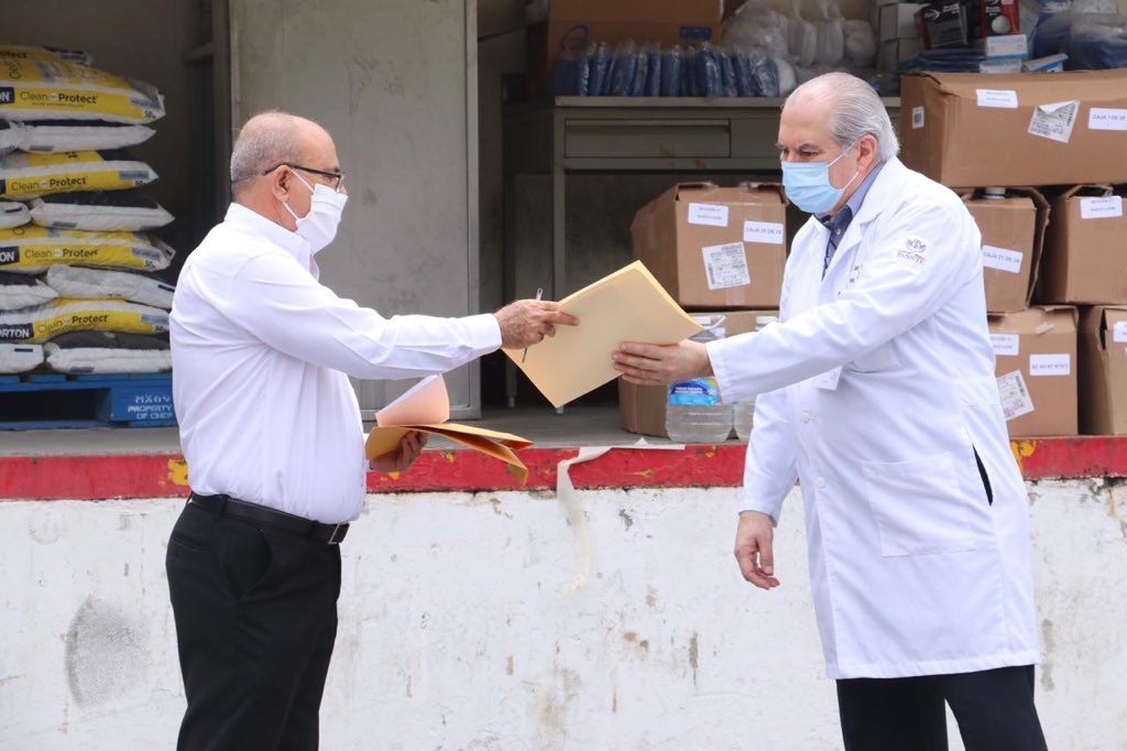 SECCIÓN 21 ENTREGA SE MATERIALES E INSUMOS AL HOSPITAL REGIONAL DEL ISSSTE MONTERREY, N.L. facebook.com/permalink.php?…