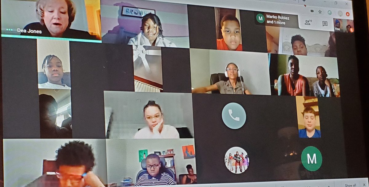 FirstgradeOWL's tweet photo. @DeaMJones did a great job presenting during the SIDI Magnet Orientation Meeting for @spmeagles. #newnormal #22participants https://t.co/5gLwfd6rSD