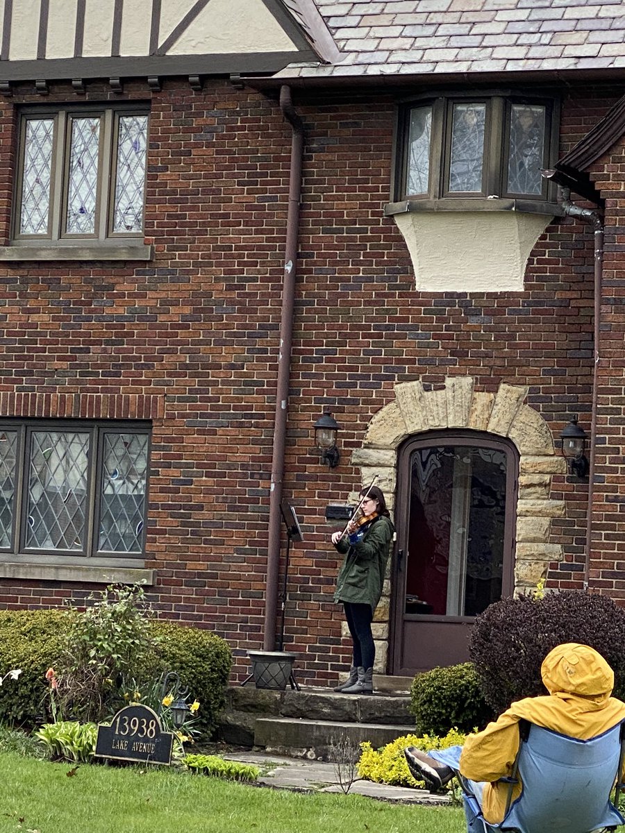MrSteinbrunner's tweet photo. Heard some awesome music today! Thanks to everyone who performed on their porch! @LkwdSchools @LkwdSupt @Lkwd_LHS #allinthistogetherLKWD #oneheartbeatoneLkwd https://t.co/MYKbtmOKXG