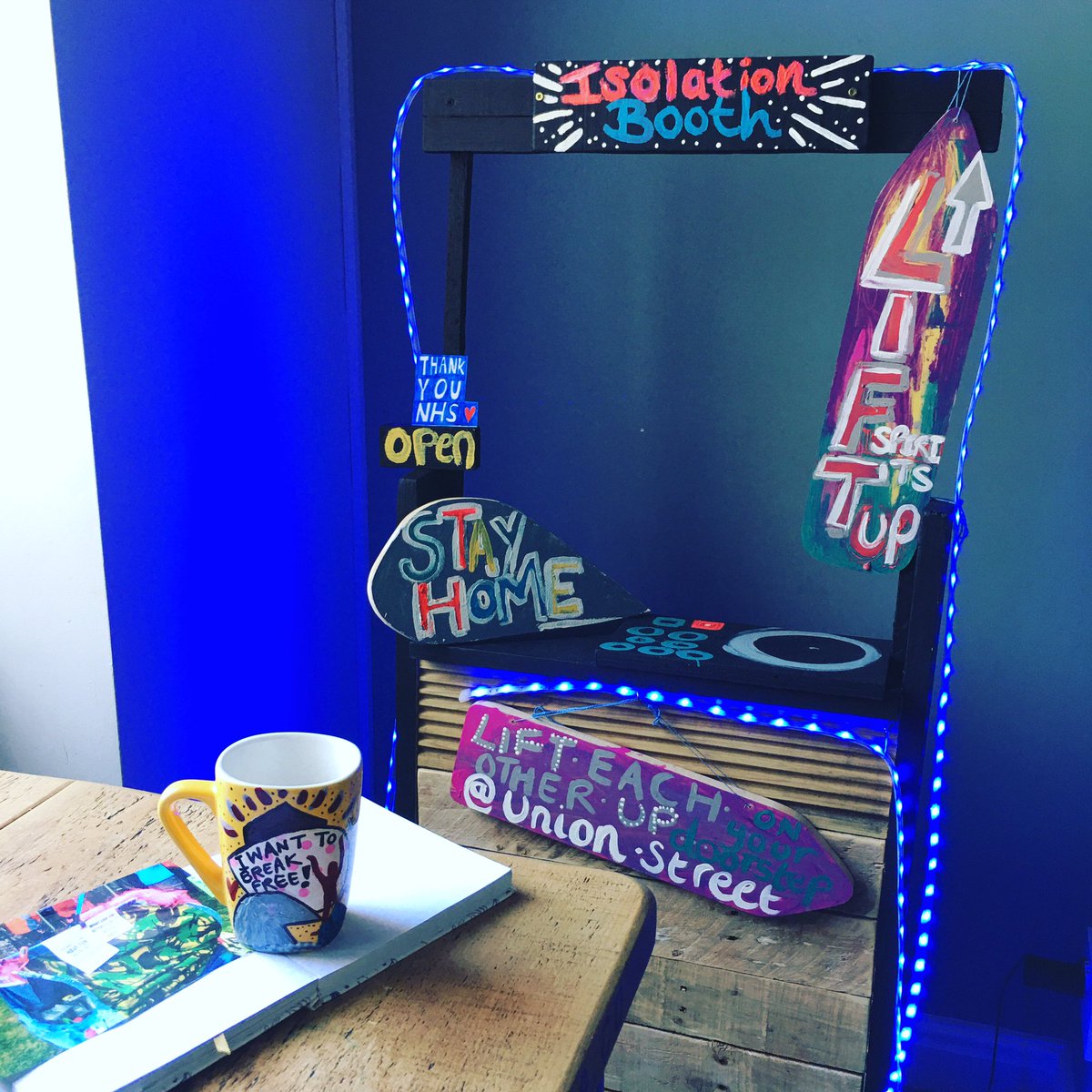 YappersChappers's tweet photo. @Signal_Films @arts_cumbria @CumbriaLifeMag Id love to share how my art installation #IsolationBooth has lifted our spirits weekly with different hosted events creating a mini community on our street connecting us at social distanced 2m lengths!We’ve had #socialdistanceDisco weekly, #quiz #bingo &amp; #SingAlongwithDerek #rt https://t.co/GPjDh6FKE1