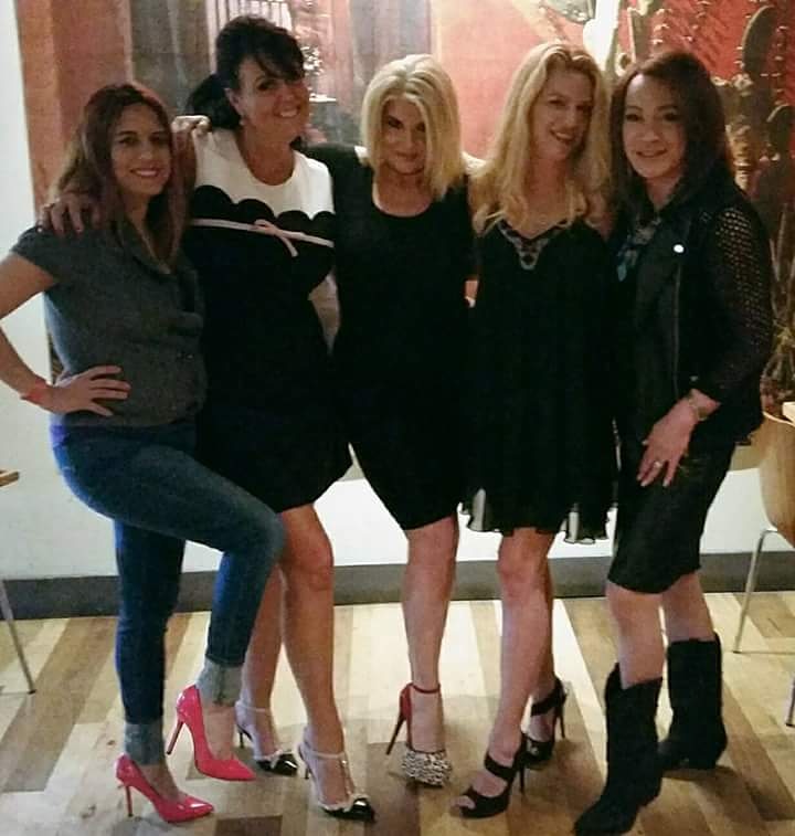 SocietyShoes's tweet photo. TBT- Throwback Thursday
Circa- April 2017
Society of Women Who Love Shoes Dallas Networking Mixer
#SWWLS #SWWLSDallas ๐ #Shoes #Love #DomesticViolenceAwareness https://t.co/UwCPFM3Zjw