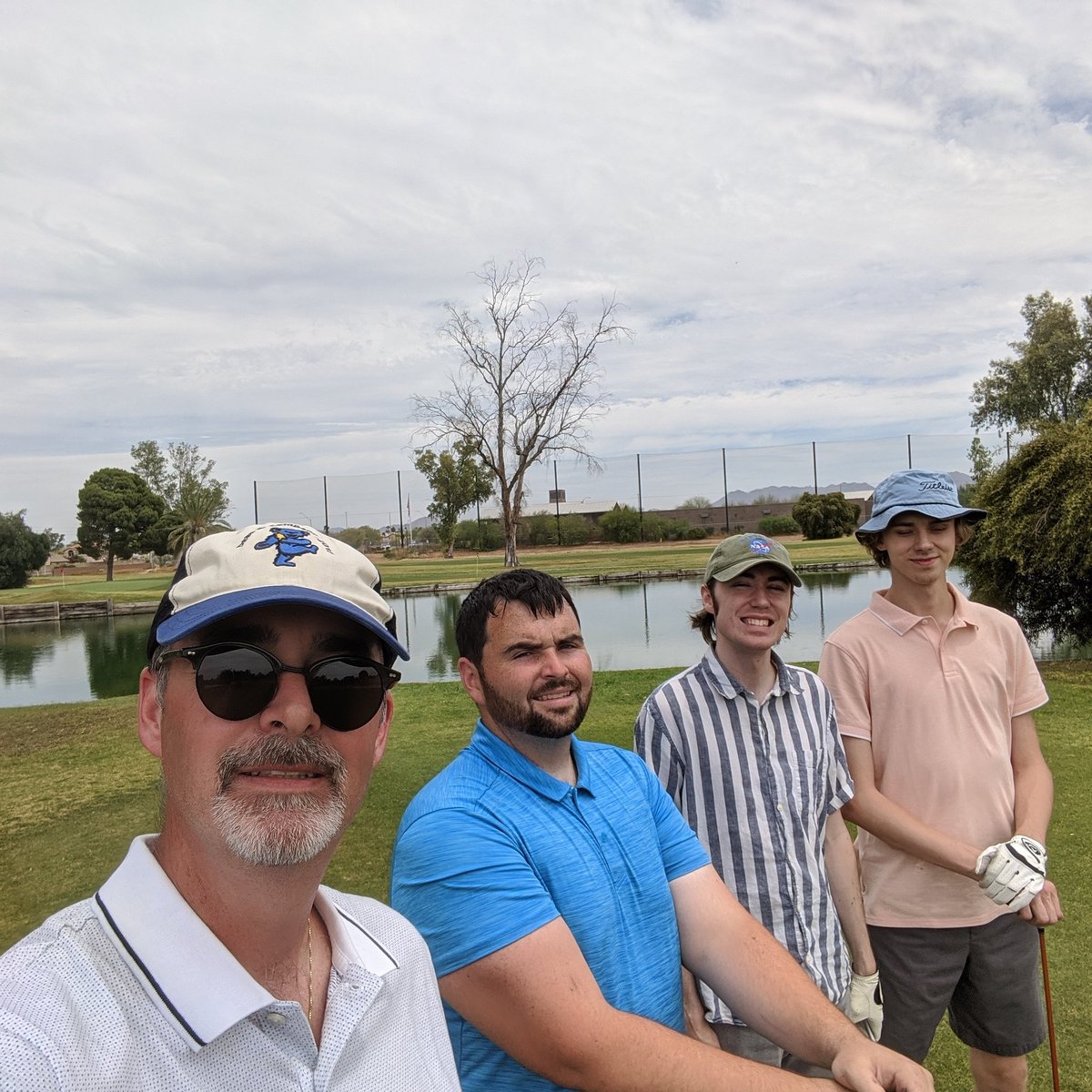 DarrellKidd_1's tweet photo. Social distanced golf 2 days in a row. #nextstopmasters https://t.co/320UxhjH4X