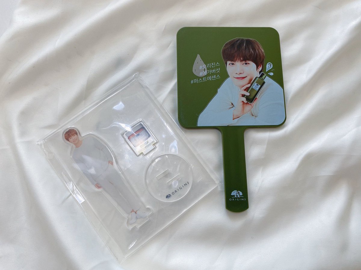 itjustleon's tweet photo. 올리브영 프로모 너므 이쁘네용🥰
이런 바람직한 지갑털이 자주해주기❤️
@Origins_kr https://t.co/MMetoMZNRf