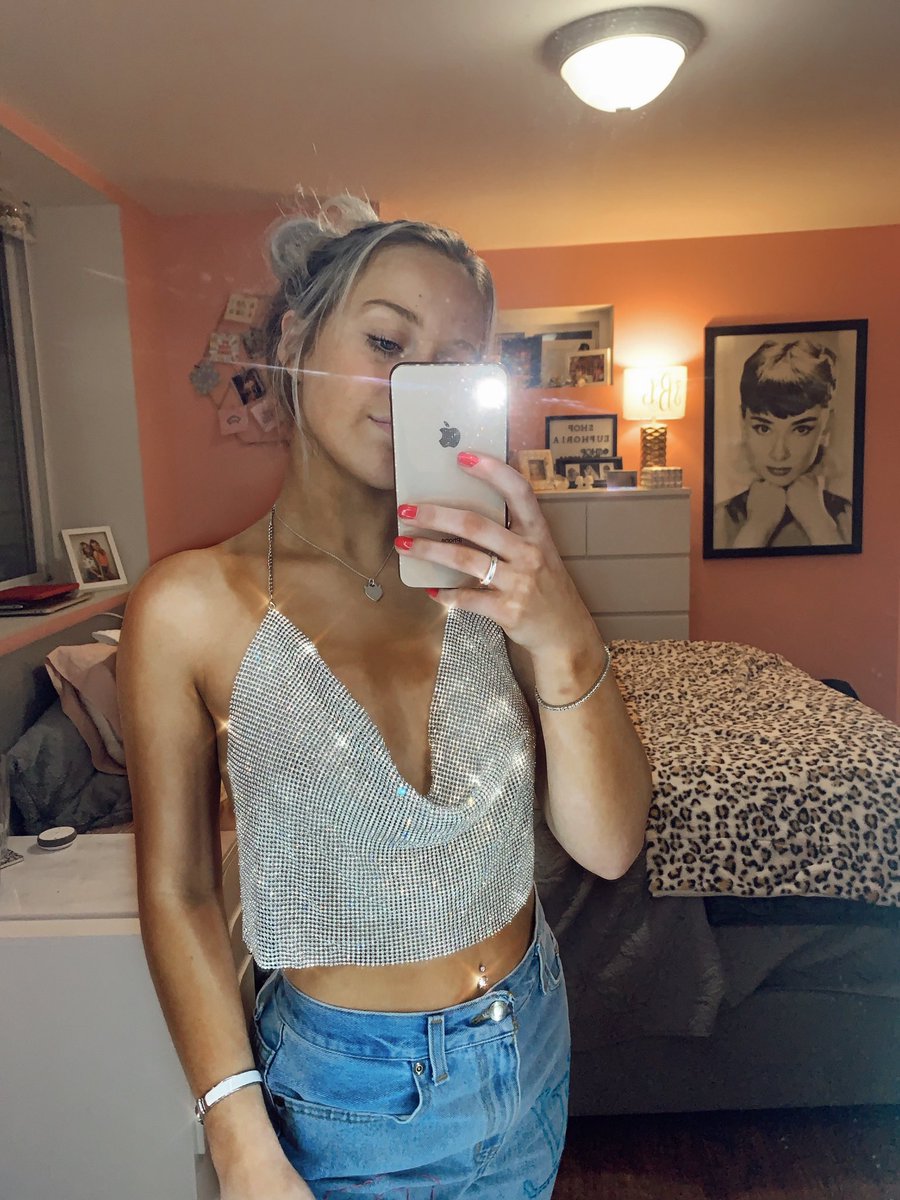 towieo's tweet photo. Hey everyone, I recently opened a boutique. Check it out for me :) 
https://t.co/x3nC04My3B
@shopeuphoriaclothing on insta :) https://t.co/al5VTN6Qgc