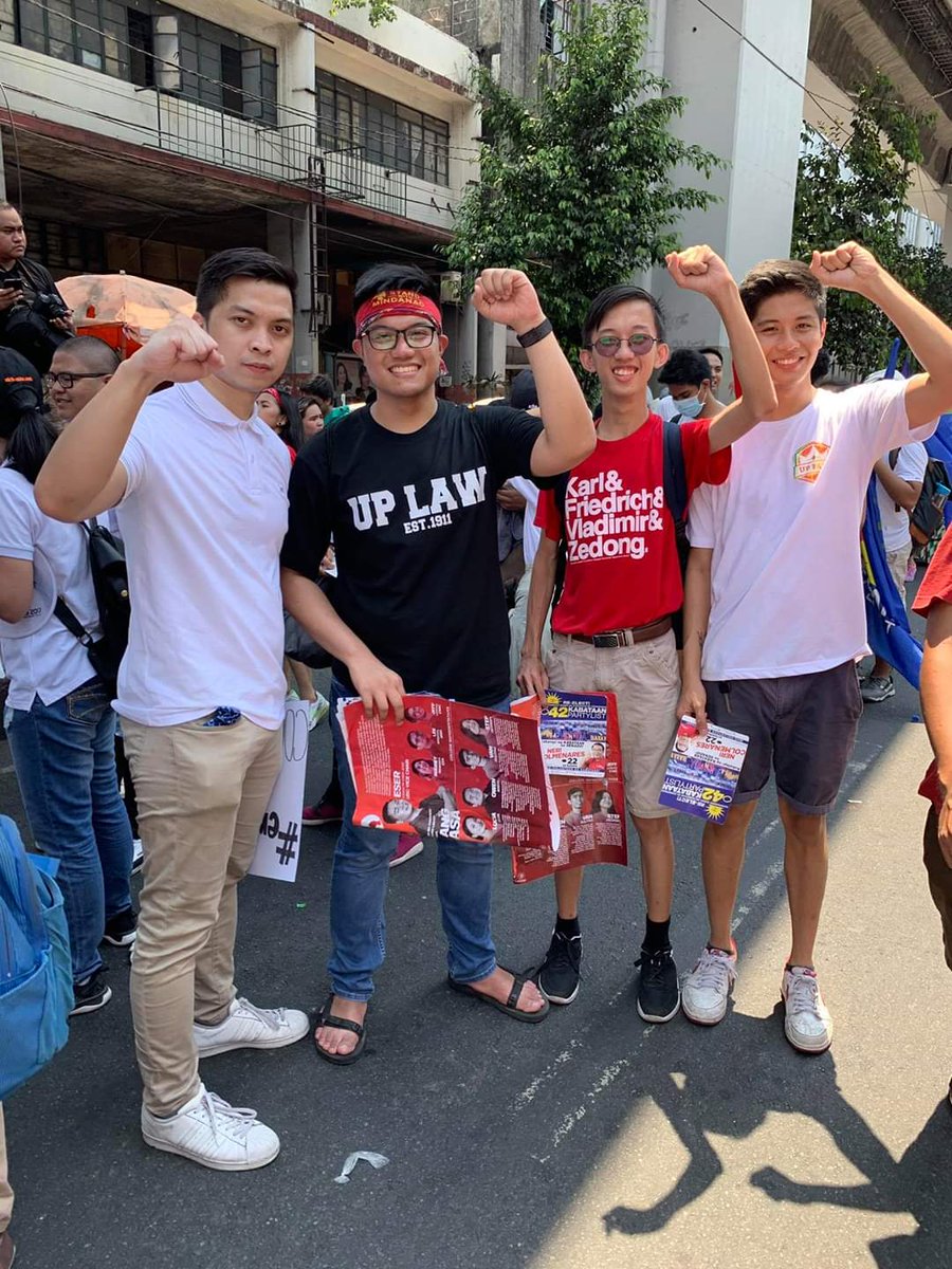 TieroneSantos's tweet photo. For sure hahanapin kami ni Nacho para mag DLSR pic haha. ❤✊🏻
#MayoUno2020
#RedLaborDayProtest https://t.co/DLngXFmmhL