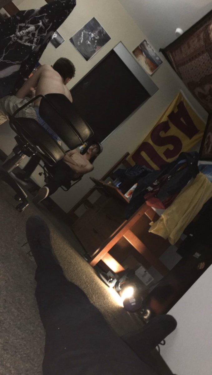 BansionBoy's tweet photo. this life was more chill https://t.co/HvWQd8Zrj9