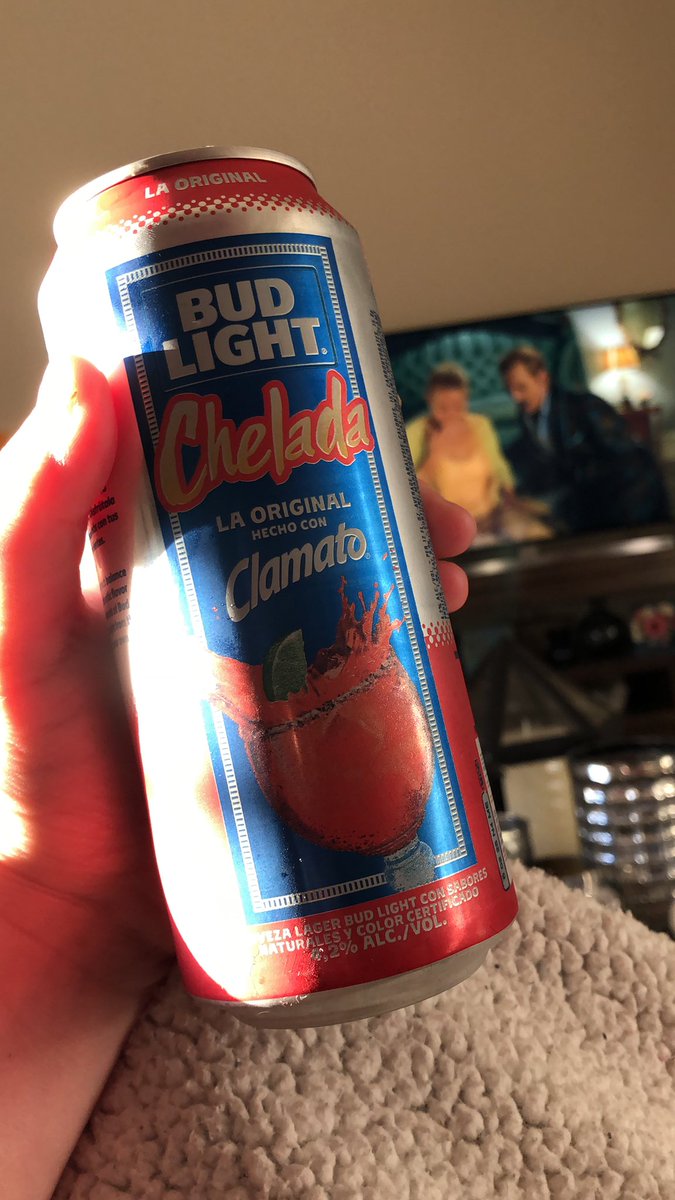 Cloe_Horton's tweet photo. Okay but why have I been drinking one of these everyday? It’s a little addicting. #dinnersserved #liquiddiet 🤣 https://t.co/Ou5YGSBBwJ