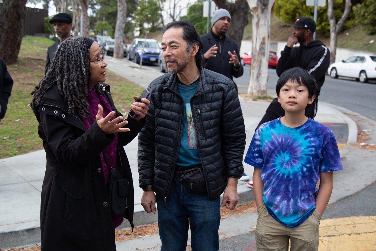HipHopforChang3's tweet photo. We will not turn our backs on the Asian community during this pandemic. Together, we are strong. Take this time to build and support, rather than hate and divide. https://t.co/P22kKlyMjn