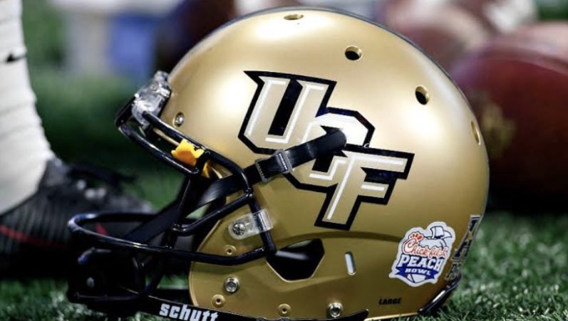 moko_jordan's tweet photo. Humbled and Ecstatic to Announce my first D1 offer to the University Of Central Florida
@CoachGolesh @Gelarbee
#greatful #JUCOPRODUCT #badgerblock https://t.co/xhTrdc136I