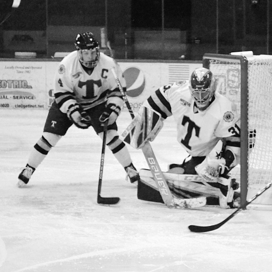 Trine Men's Hockey tweet media