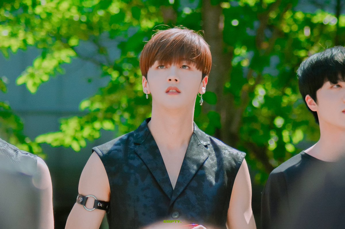 emptYB_'s tweet photo. 190704 MCD MF

#SF9 #영빈 #YOUNGBIN https://t.co/xG69J6CHoD