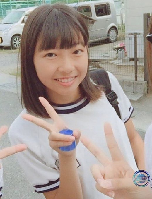 Niziuマユカの中学時代の写真や部活 Twiceモモの中学が同じって本当 Koredol Beauty