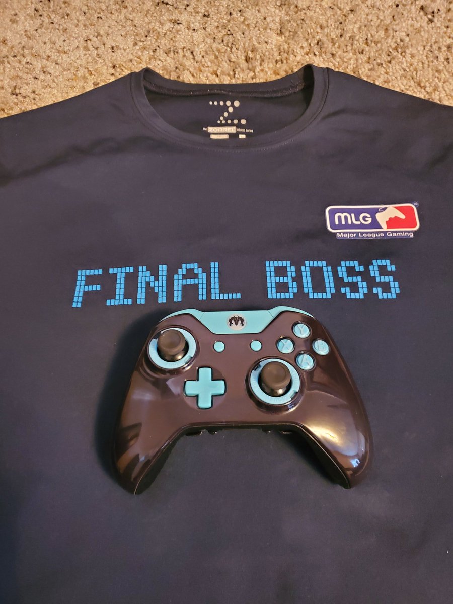 Pznguin's tweet image. GIVEAWAY TIME

Giving away this EPIC Final Boss Scuf for Xbox (Jersey not included) + 3 emotes from the beautiful Lydayuh!

How to enter:
Retweet this tweet.
Follow me.
Tag 2 homies.

Giveaway ends on May 14th. Make sure to enter before the deadline for your chance to win!! GLHF!