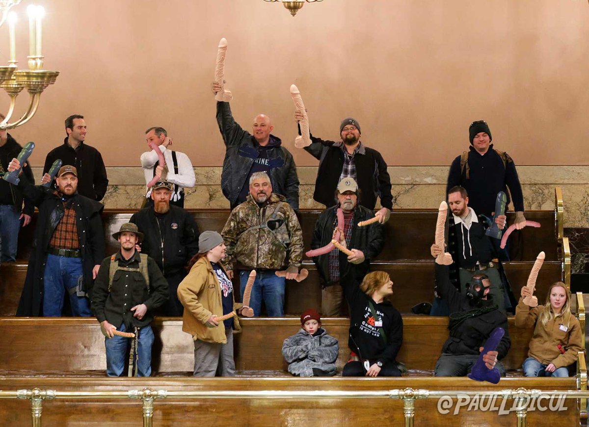 SanFranciscoBA's tweet image. If photography captured internal truth, pics from today's #MichiganProtest to #EndTheShutdownNow and against #Whitmer would look more like this: Little boys showing off their own insecurities and lack of manliness.