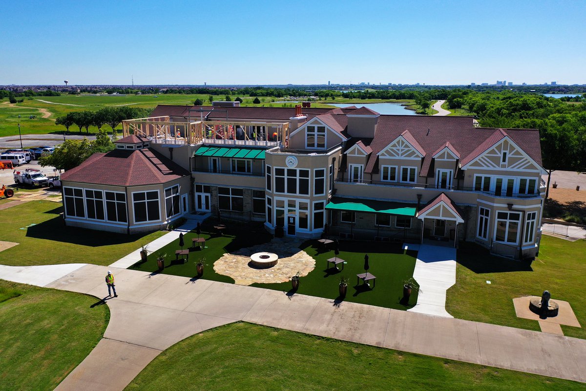 Construction has started on the 3rd floor terrace enclosure and we are so excited! Stay tuned for construction updates and progress photos, we can’t wait to show you more! 🛠🚧 .