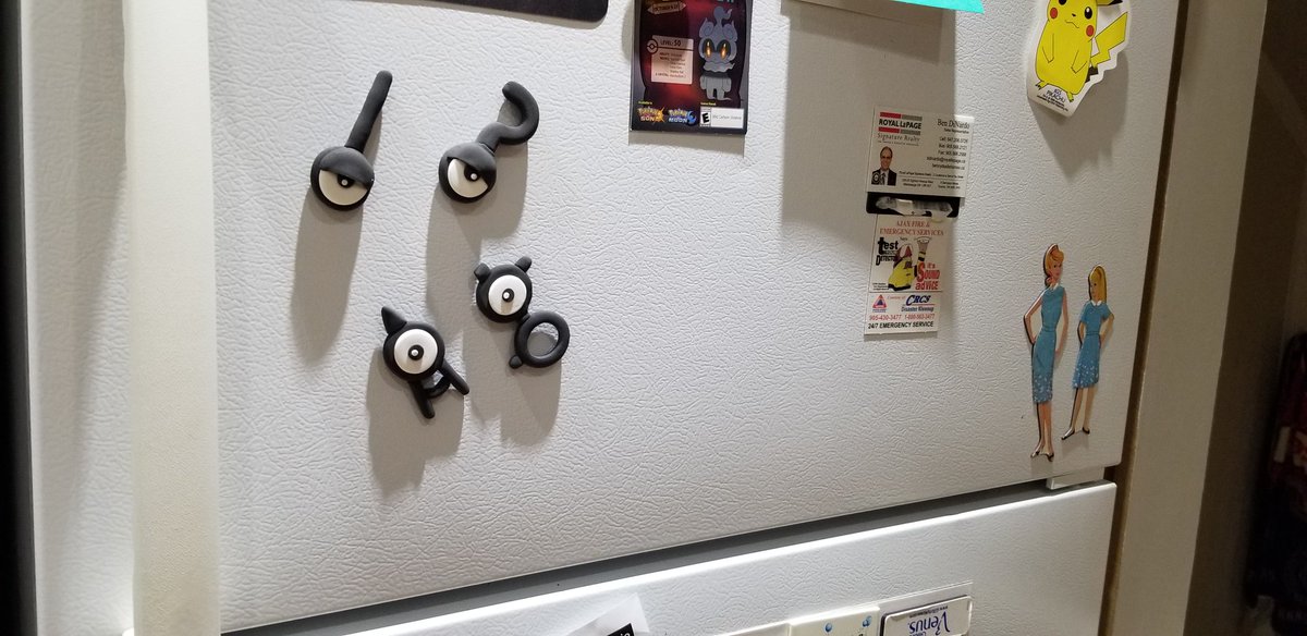 HunterGidget's tweet image. I made these cute unown fridge magnets out of fluffy clay. 😁