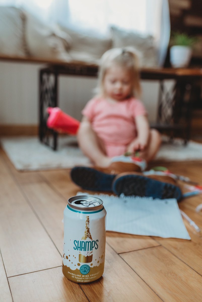 ShampsBev's tweet photo. Days full of fun and laughter deserve a refreshing bubbly reward #DrinkLikeAShampion

Support Bartenders: https://t.co/ZmYYgJDqqm

Let’s spread some bubbly love together🥂🍾♥️ #QuarantineLife #QuarantineDiaries #SocialDistancing #Quarantine https://t.co/dOCXo8nizc