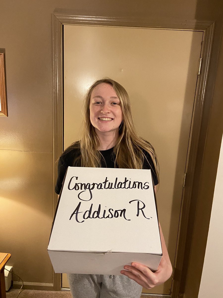 addi_ruby's tweet photo. Thank you @DeKalbHS for a great dinner and gift!! So thankful to have been a baron❤️ https://t.co/9lxnOCgaMO