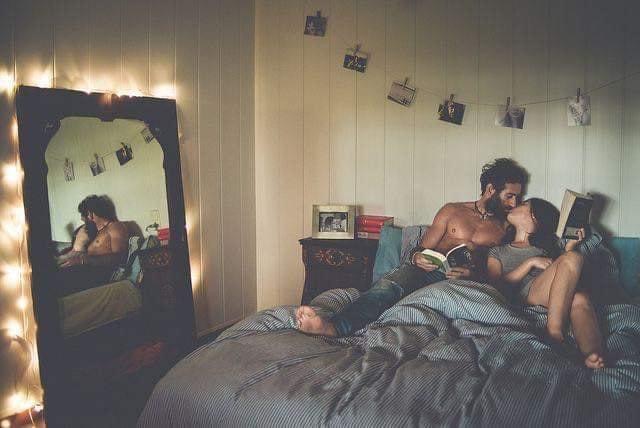 lectorperverso's tweet photo. Carta a mi futura mujer

Aún no te conozco, aún no me conoces, quizá ya nos conocemos, y aun así, no somos pareja, pero, el día que así lo decidamos no quiero que seas mía, quiero que sigas siendo tuya, porque no quiero ser tuyo, quiero seguir siendo mío... (Continúa) https://t.co/vpZOuBx2yy
