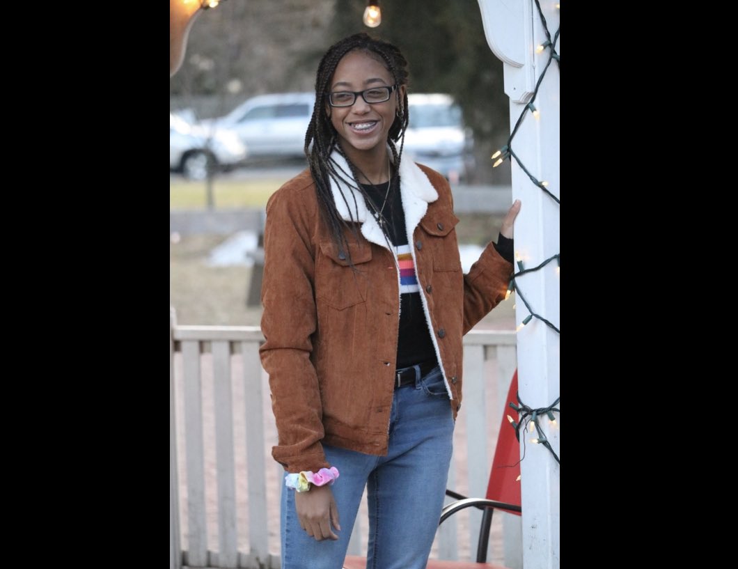 Classical Senior Spotlight: Amber Salmon is our 2020 CIAC scholar-athlete. Amber has been a leader on varsity soccer for 4 years and plays V tennis. Her teachers agree that she is intelligent, hard-working &amp; humble. She truly brings out the best in others. UCONN is very lucky❤️