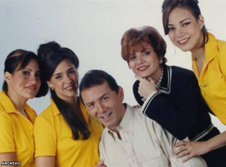 AntonioUbilla1's tweet photo. Mañana 1 mayo se cumplirán 22 años del lamentable asesinato de Marco Vinicio Bedoya, reconocido  presentador de TV https://t.co/4PYfYEfZDJ