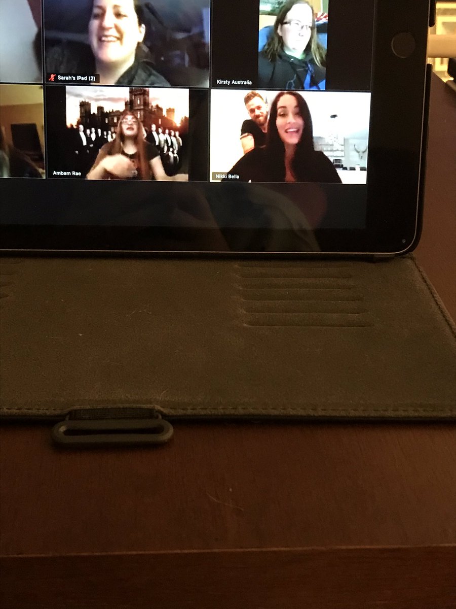 fearless_kait's tweet photo. Seeing @BellaTwins and @artemchigvintse on the Bella Zoom Party for Total Bellas was absolutely amazing!!!! At first I thought @JakeIsntJacob was talking to the tv like hi Nicole and Artem I seriously looked right at the tvπ€¦πΌββοΈπ and then I was omg zoom! Lol #TotalBellas #imablonde https://t.co/1VbU75dGOI