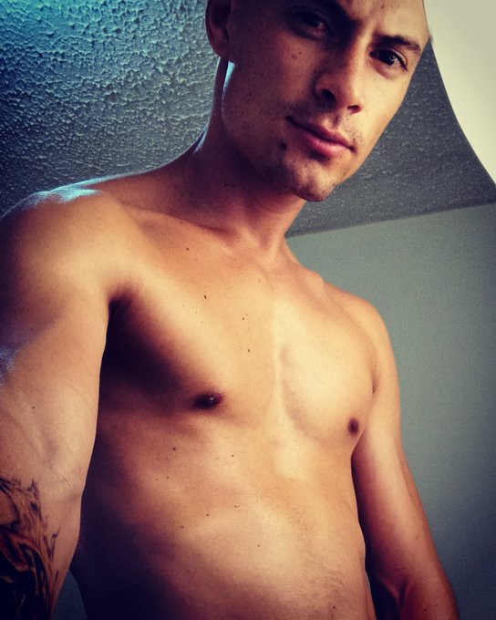 Happy evening. https://t.co/5xSQCZXKSV