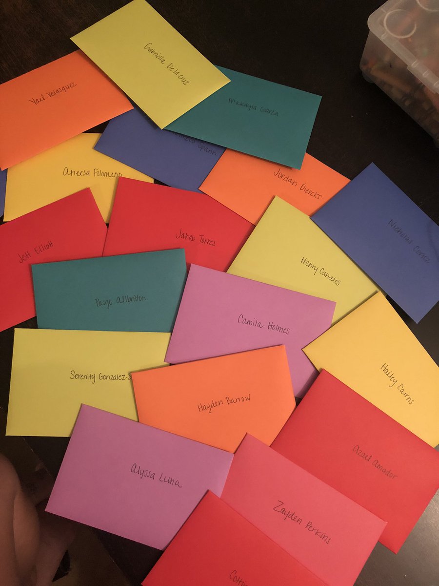 L_Rod1127's tweet photo. 20 hand written notes, ready to be sent out to my 4th Graders! I hope they feel my love and can tell how much I miss them! @NISDFranklinES @NISD #TeachersCan #BetterTogether #distancelearning https://t.co/E9RZpqLfvW