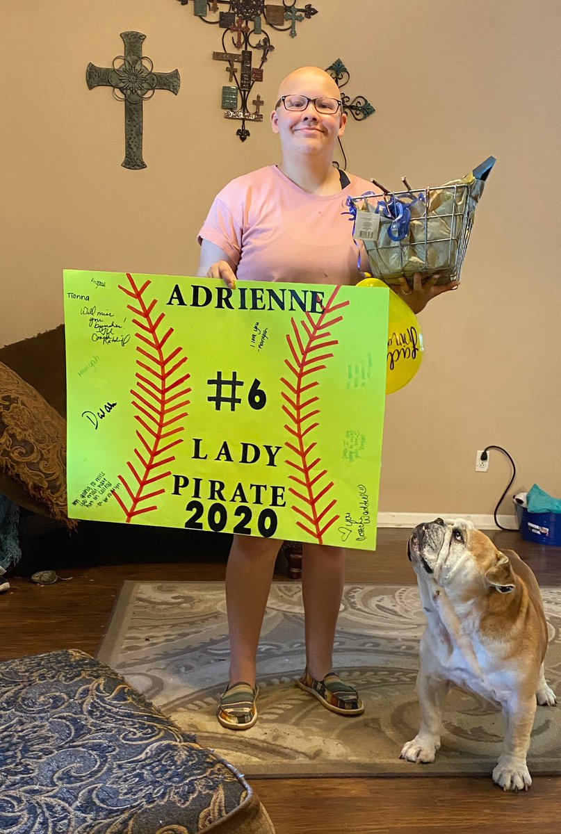 mel_burrowm's tweet photo. Love my LADY PIRATE SENIORS!!! Senior parade... I will miss my girls #Allin #LPSOFTBALL https://t.co/5O0BhJsDbY