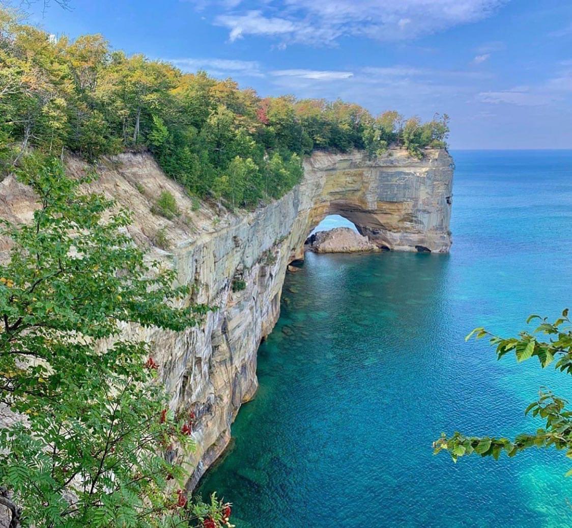 Someday we will meet again. Until then, enjoy beautiful photos. Photo by Instagram @travissmithcfp 
#greatlakes #greatlakesloving #michigan #lakesuperior #picturedrocks #picturedrocksnationallakeshore #upperpeninsula #munising #theup #puremichigan