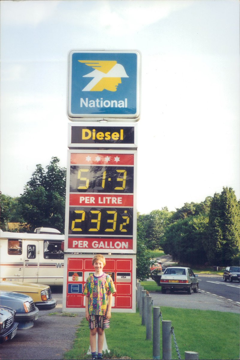 BP phased out the National brand by the late 1980s, but there were some holdovers. The photo here of a 1980s National sign at Wych Cross, in the Ashdown Forest in 1991 shows a site that kept the brand, perhaps for trademark reasons for BP (to maintain active use?).