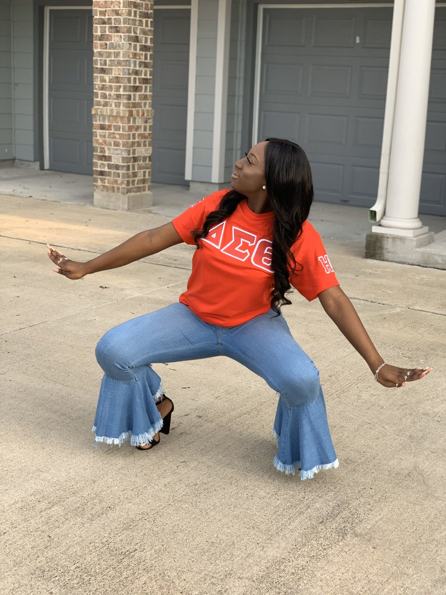 Lajaydanae_'s tweet photo. #SeniorsOfPV21
Jamyah
- Marketing major
- Houston, TX 77021
- Member of CAB, Purple Jackets & SiS
- #13 of THE Eta Beta Spr โ20 #50FORCES ๐บ๐
- 1/5 of the Boujettas ๐ค๐พ๐โจ https://t.co/LqlMBBsjrV